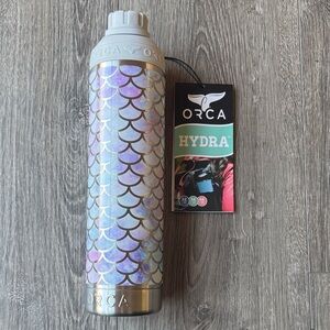 Orca Hydra 22oz Iridescent Mermaid Thermos